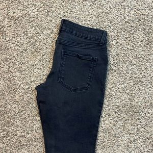 Black skinny jeans